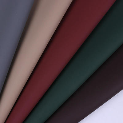 Le cuir synthétique résistant à l'abrasion en PVC pour les couvertures de sièges automobiles