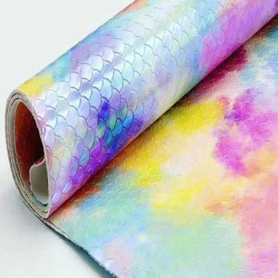 Le laser est polyvalent, gravé en cuir PU, étanche à l'eau, faux cuir PU, coloré.