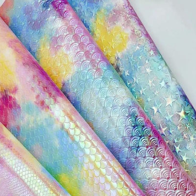 Le laser est polyvalent, gravé en cuir PU, étanche à l'eau, faux cuir PU, coloré.