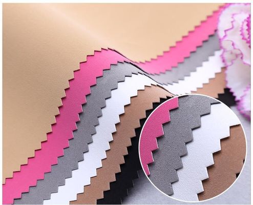 Le cuir de chaussure en PU en velours riche antibactérien en faux type de cuir en PU respirant