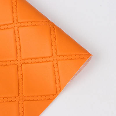 PVC Rhombus Punching Style en relief cuir synthétique artificiel pour voiture pieds sièges de voiture canapé sac décoratif faux tissu en cuir