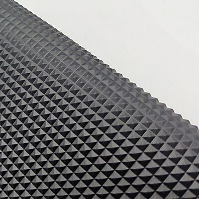 PVC Diamond Lozenge Pattern Faux Tissu en cuir pour voiture Pieds Sacs à bagages Tapis de sol Décorer Meubles polyvalents Artisanat canapés