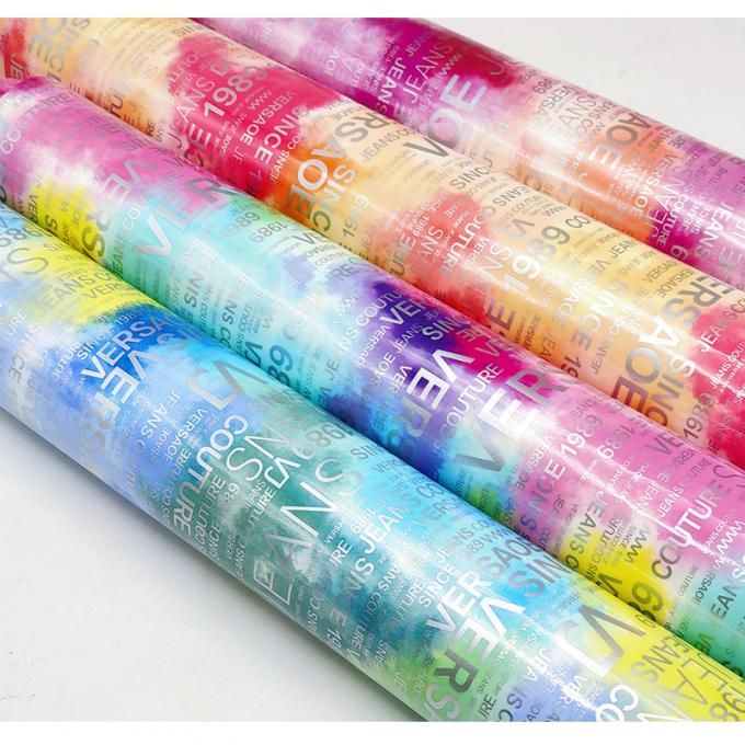 PU Lettre arc-en-ciel Impression de magazine Design cuir synthétique étanche Tissu en faux cuir pour sac à bagages Meubles cosmétiques / canapé 9